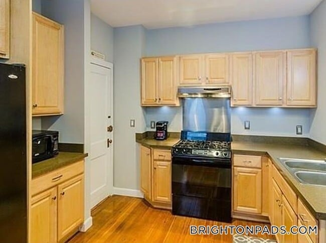 Foto del edificio - 1872 Commonwealth Ave