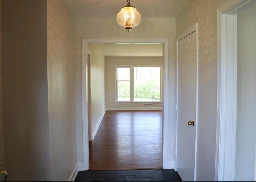 Foto del edificio - 2331 Thornhill Rd