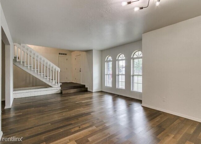 Building Photo - 6 br, 3.5 bath House - 9104 Rolling Green Ave