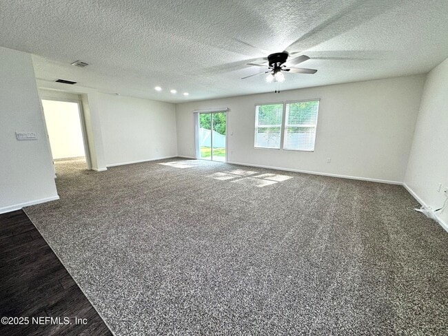 Building Photo - 3268 Lawton Pl