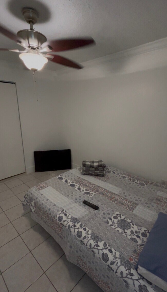Foto del edificio - 10829 NW 7th St