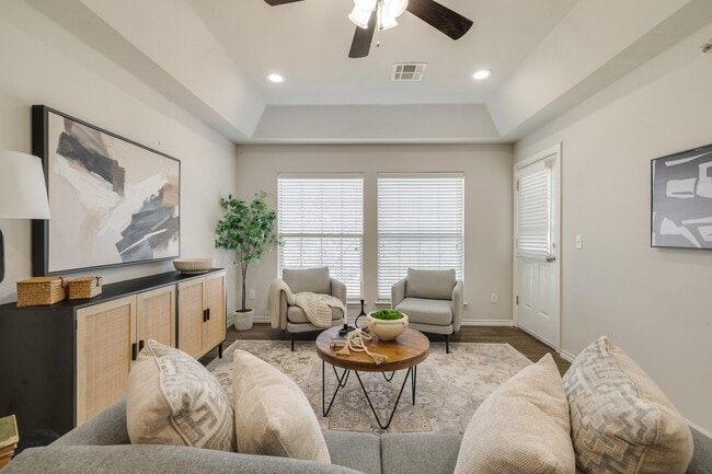 Photo - 3720 N Pennsylvania Ave Apartment