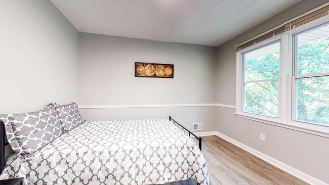 Building Photo - 1671 Canberra Dr