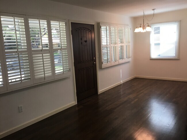 Foto del edificio - 2821 Glendon Ave