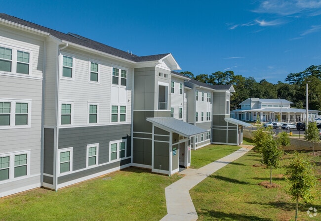 Building - Ekos Magnolia Oaks