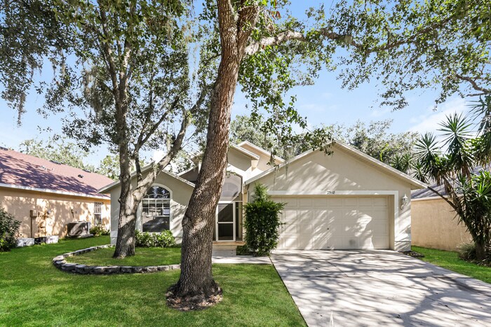 Foto principal - 2518 Clareside Dr