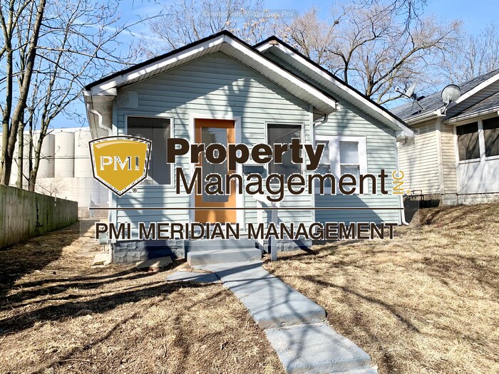 Primary Photo - Charming 2 Bed 1 Bath Home!