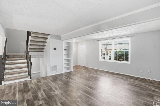 Foto del edificio - 4626 Brentleigh Ct