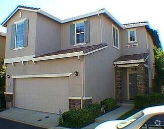 Building Photo - 301 Dragonfly Cir
