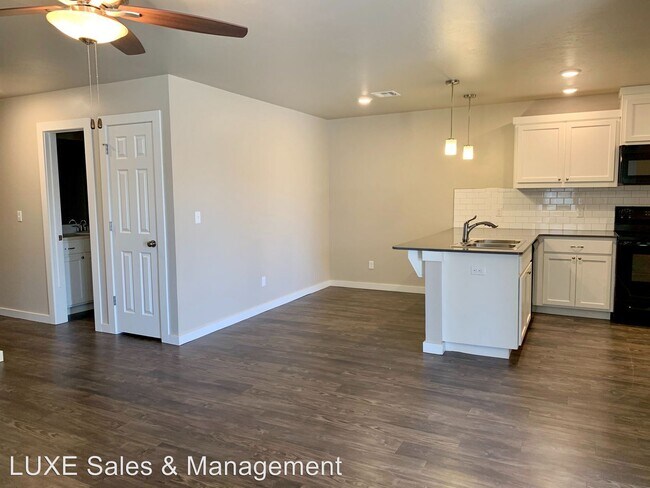 Foto del edificio - 3 br, 2 bath House - 767 SW 13th