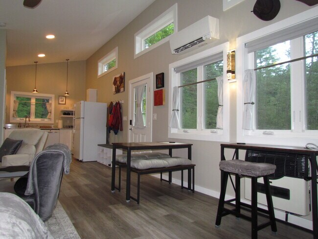 Foto del edificio - 33 Cotton Wood Ln