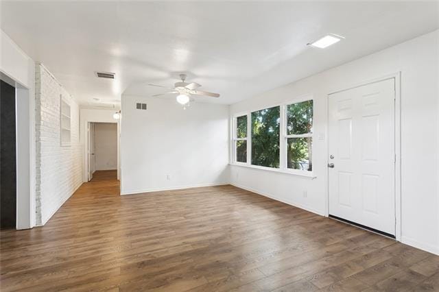 Building Photo - 1424 Hesper Ave