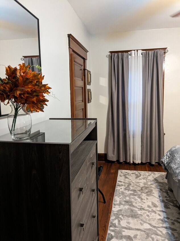 606 Altamont Rd Unit Teal House 2, Covington, KY 41016 Apartments in