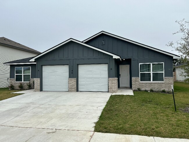 Foto del edificio - 1146 Lindsey Dr