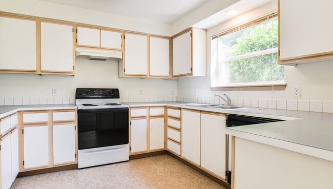 Interior Photo - Summit View