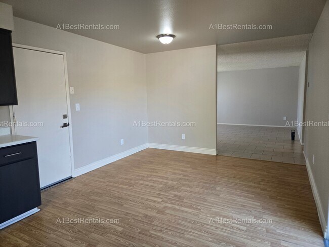 Foto del edificio - 5025 Estates Dr