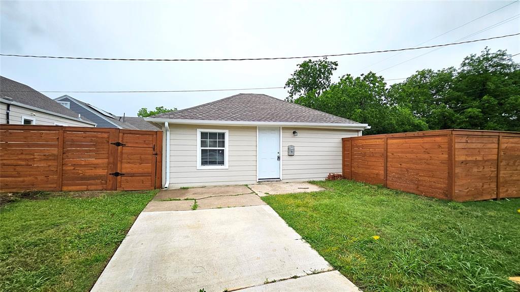 Primary Photo - 645 NE 35th St