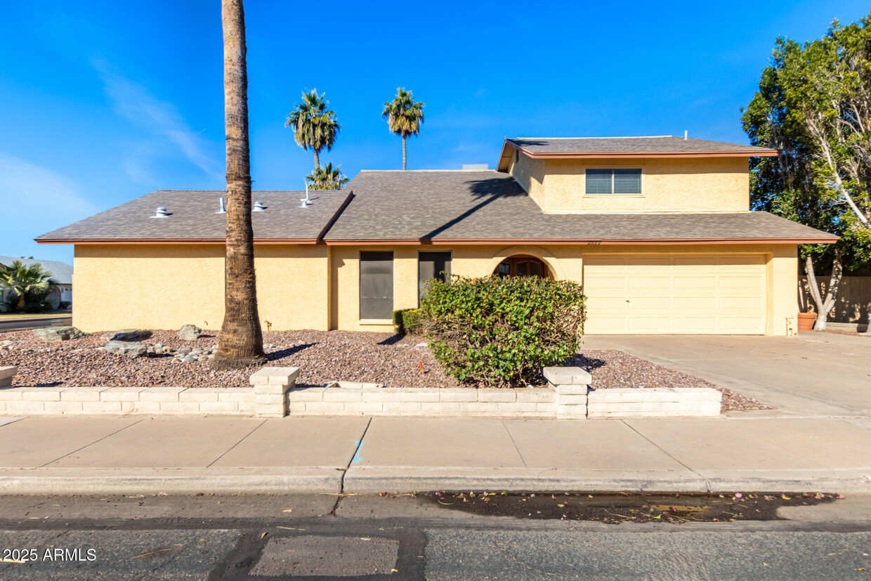 Primary Photo - 2522 S Mulberry