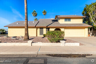 Building Photo - 2522 S Mulberry
