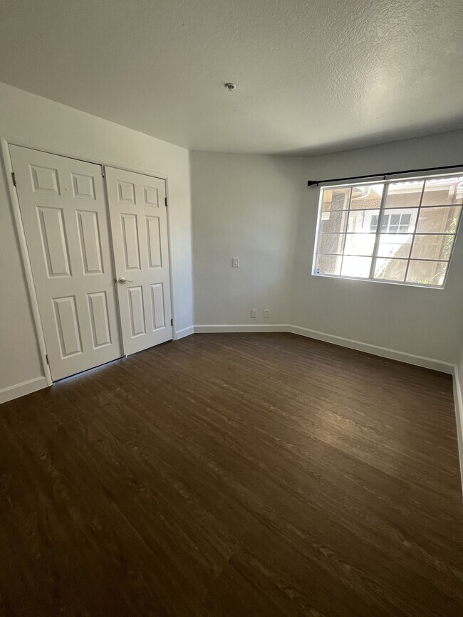 Foto del edificio - 1460 Elegante Ct
