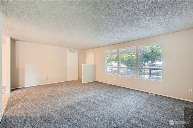 Foto del edificio - 1411 100th St S