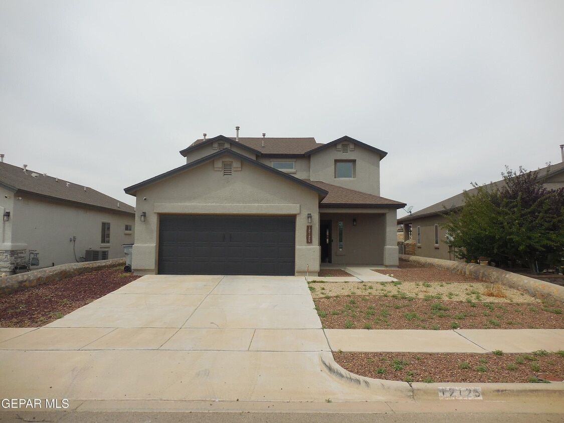 Primary Photo - 12125 Mesquite River Dr