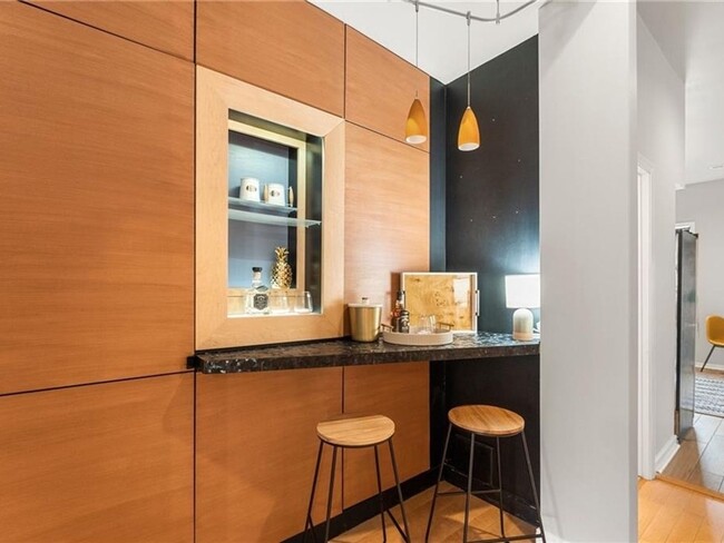 Building Photo - 3 Bedroom Townhome in Richmond
