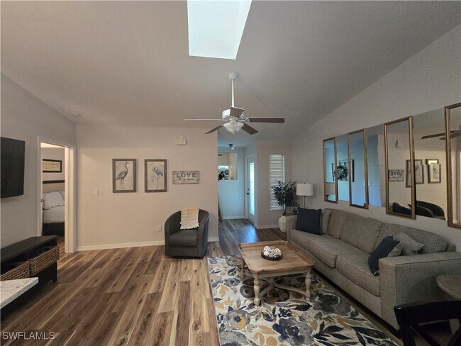 Foto del edificio - 1433 SW 51st Ln