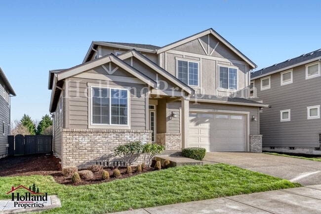 Building Photo - Beautiful 4-bedroom, 3-bathroom residence in desirable Hillsboro, OR.