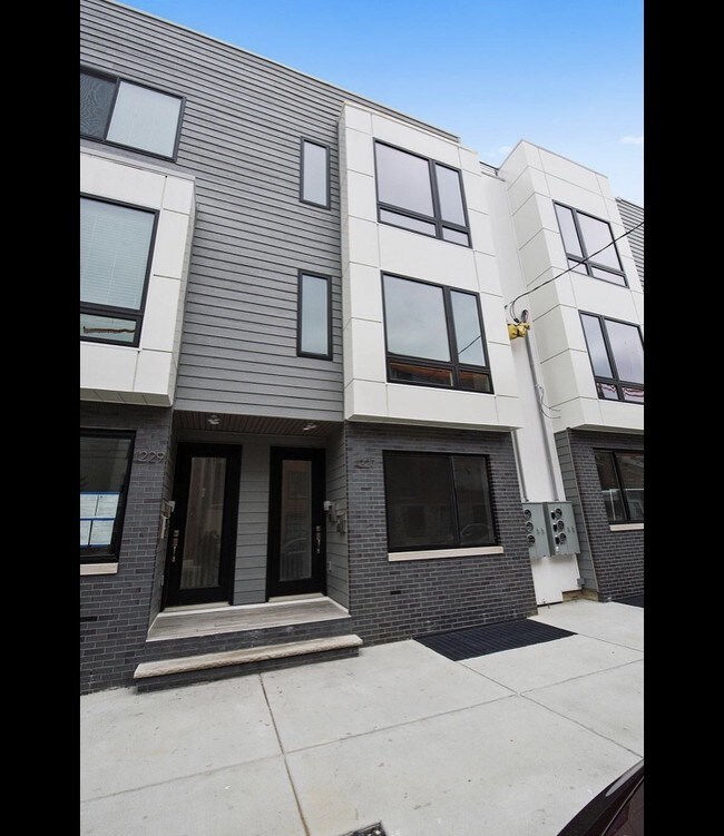 Foto del edificio - 1217 N 5th St