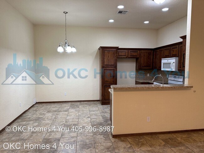 Building Photo - 3 br, 2 bath House - 804 SW 151st Street U...