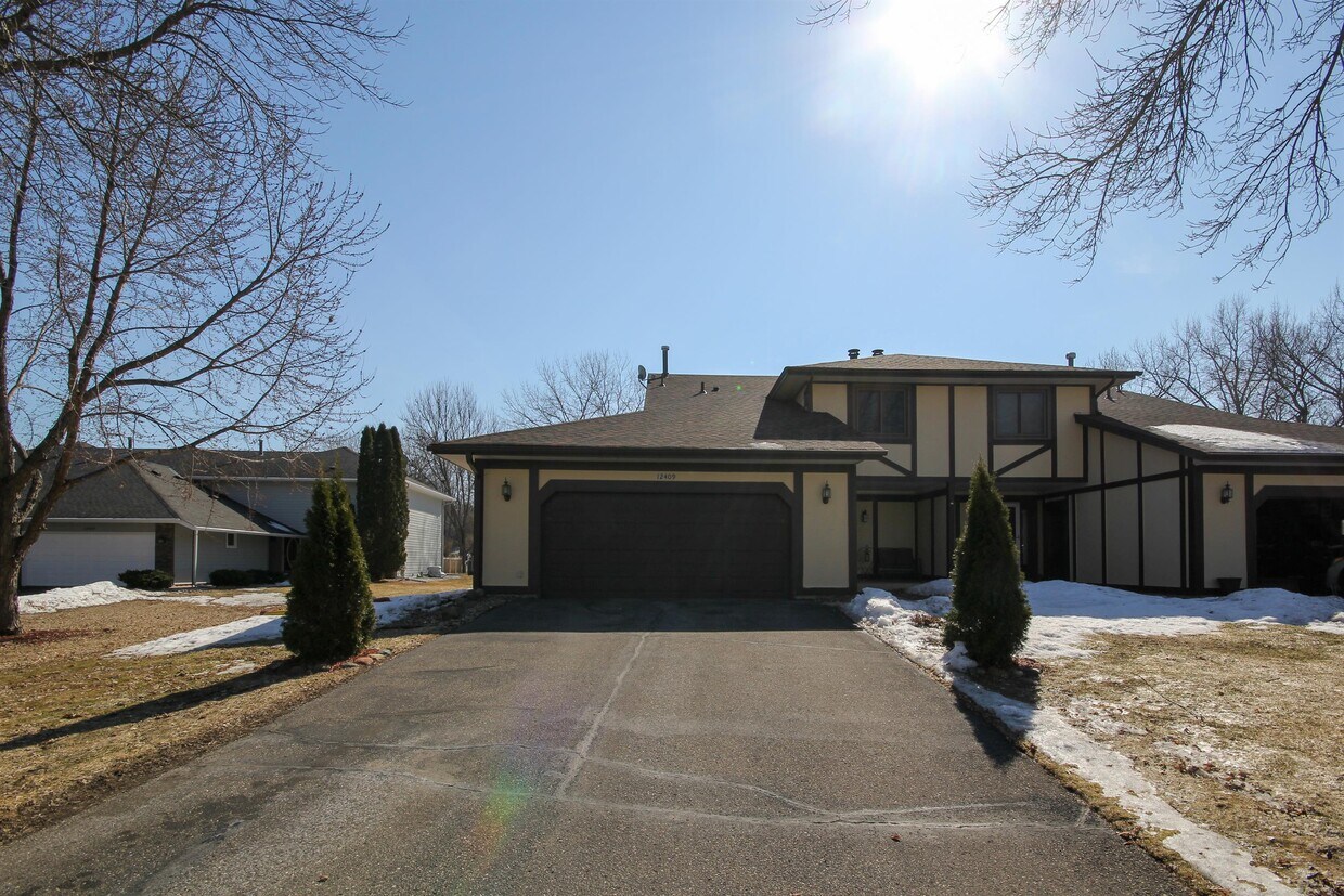 Primary Photo - 12409 Birnamwood Ct