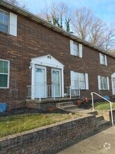 Building Photo - 35 Campbell Dr