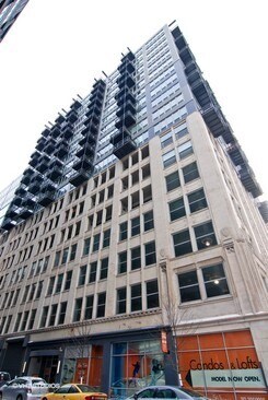 Foto del edificio - 565 W Quincy St