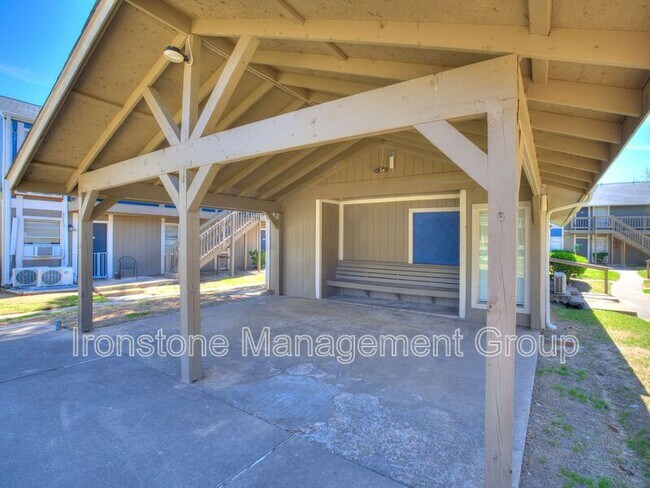Foto del edificio - 5323 E 47th Pl