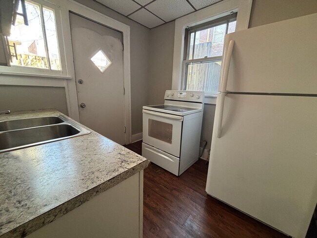 Foto del edificio - Harrises REO 631 S 19th Ave LLC (629/631 S 19th)