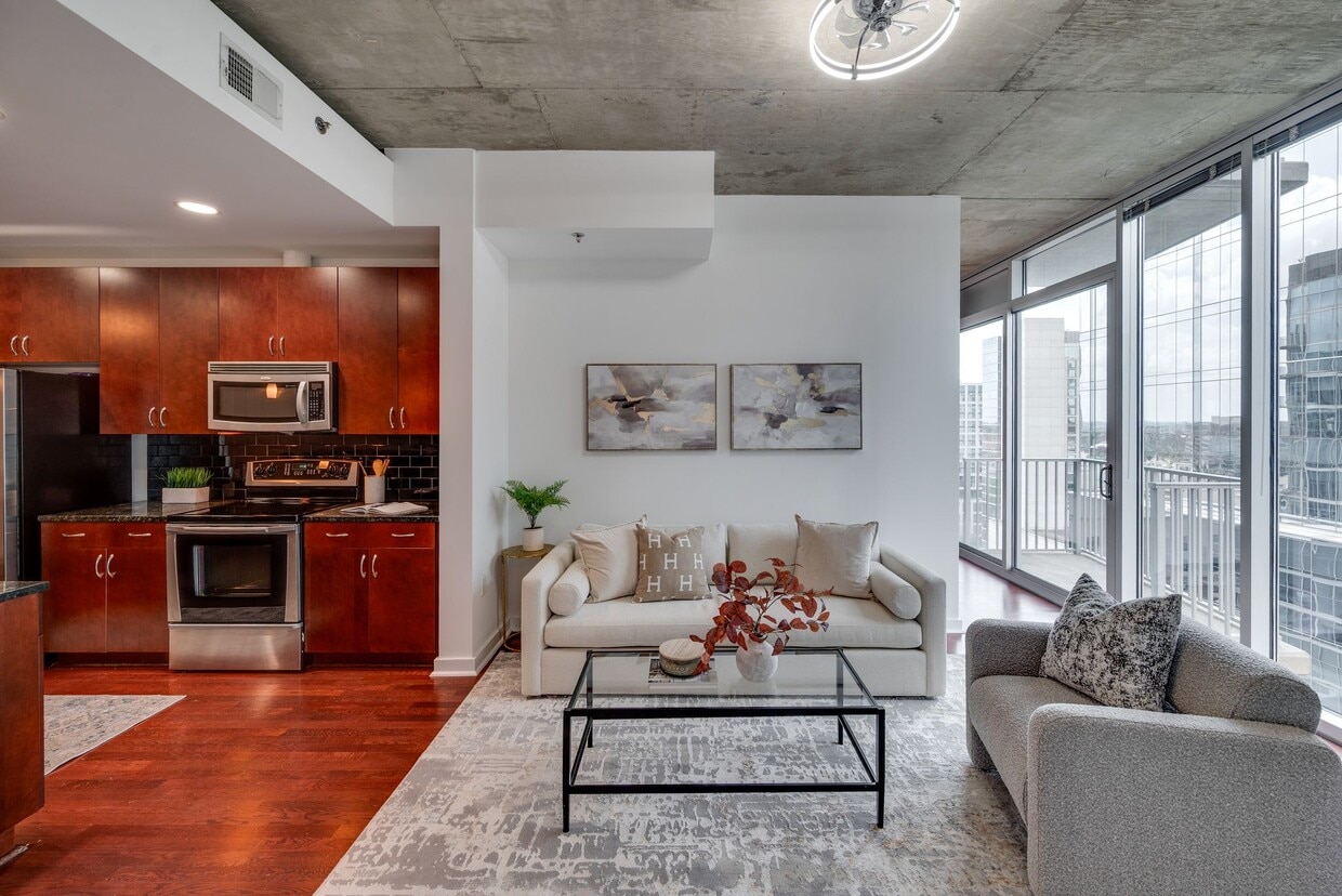 Photo - 301 Demonbreun St (Nashville, TN)