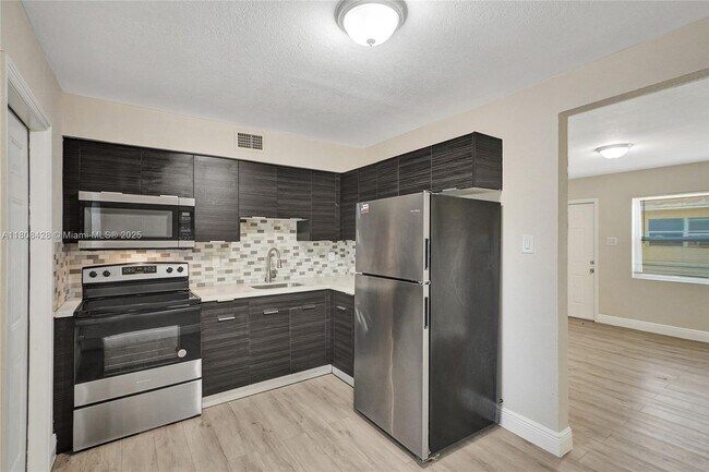 Foto del edificio - 429 NW 9th Ave