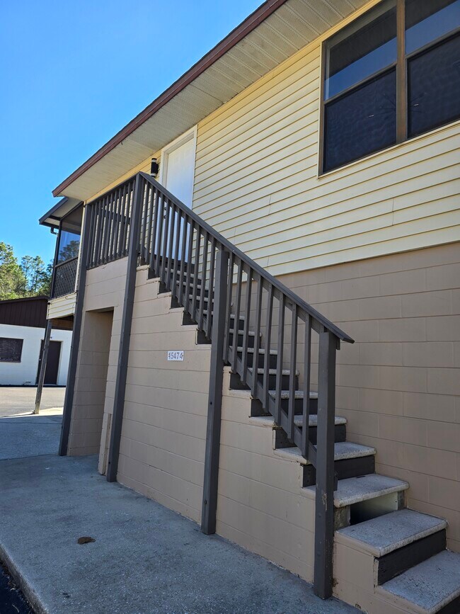 Foto del edificio - 15474 Cortez Blvd