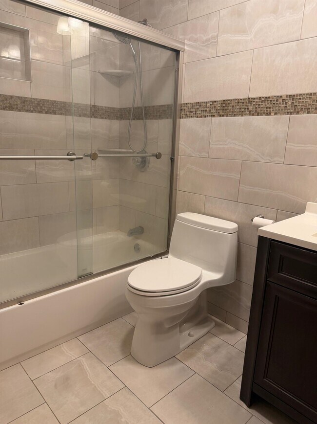 Foto del edificio - 773 1st St