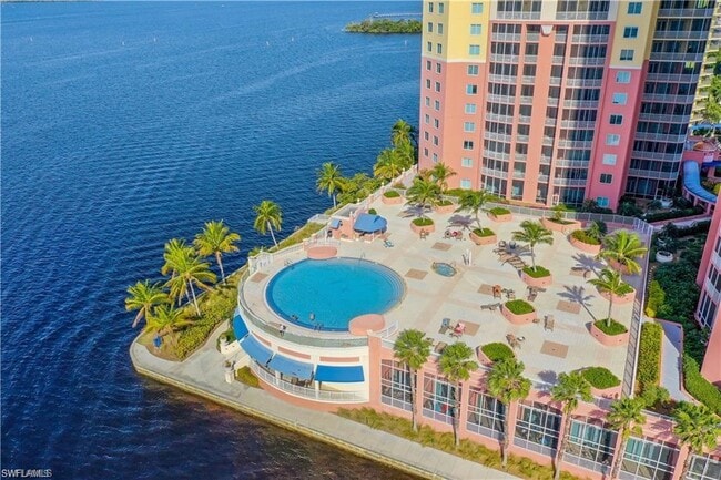Foto del edificio - 2745 1st Street