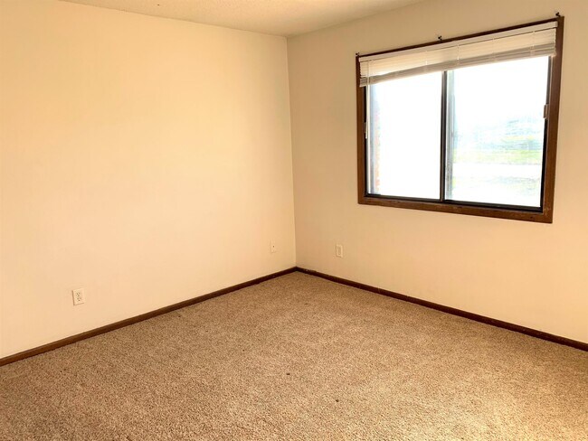 Foto del edificio - 900 Grand Ave