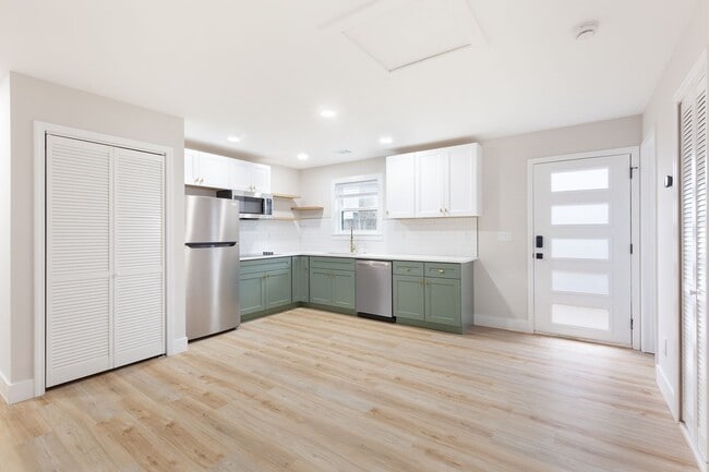 Building Photo - Newly Constructed 2 Bedroom 2 Bathroom in Desirable Old Fourth Ward