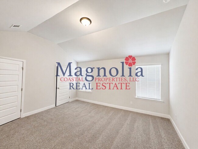 Foto del edificio - 3 Bedroom 2.5 Bathroom Townhome in Richmond Hill, GA