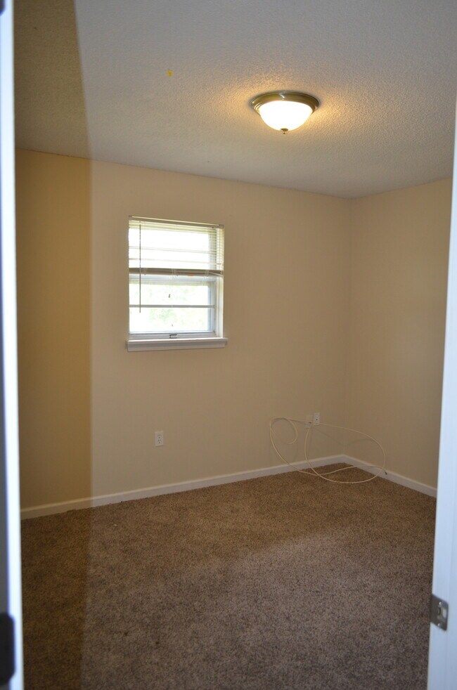 Foto del edificio - 4631-4633 Southampton Ct