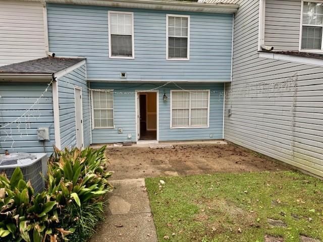 Foto del edificio - 270 Hillcrest Rd