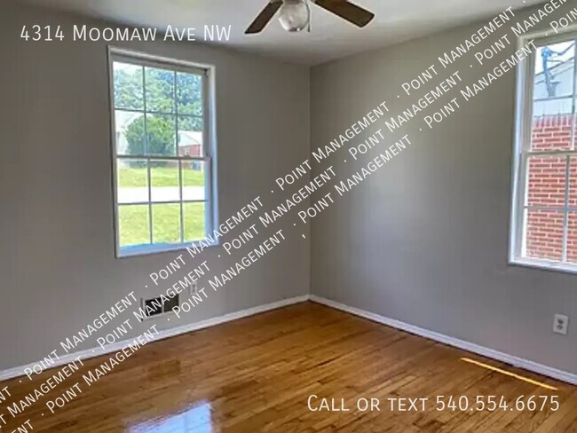 Foto del edificio - 4314 Moomaw Ave NW