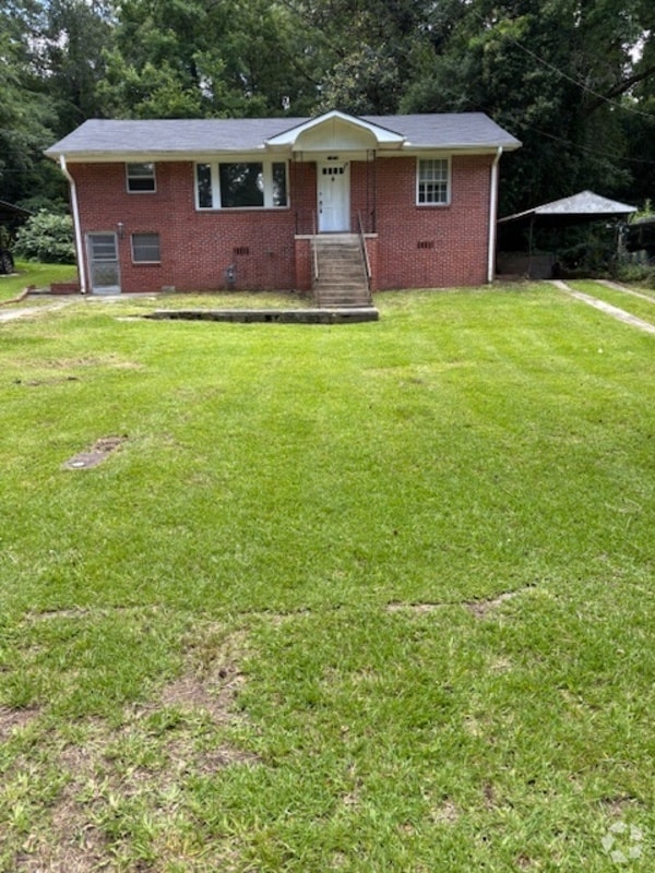 Building Photo - 4540 Lakewood Ave
