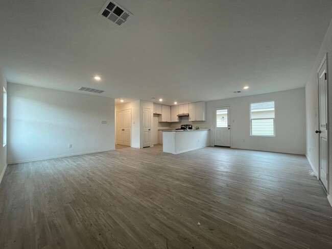 Building Photo - Single family home for rent