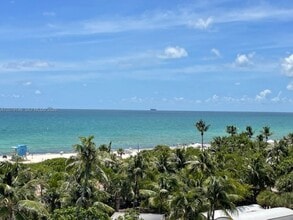 Building Photo - 5313 Collins Ave
